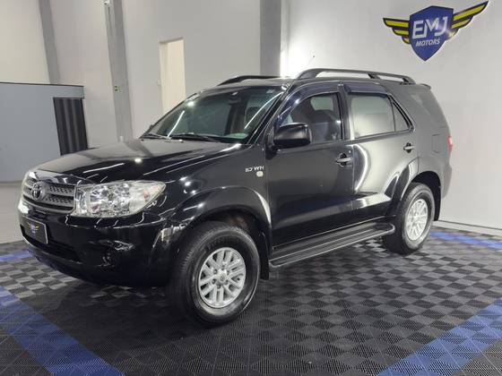 TOYOTA HILUX SW4 2.7 SR 4X2 16V GASOLINA 4P AUTOMÁTICO TOYOTA HILUX SW4 2.7 SR 4X2 16V GASOLINA 4P AUTOMÁTICO